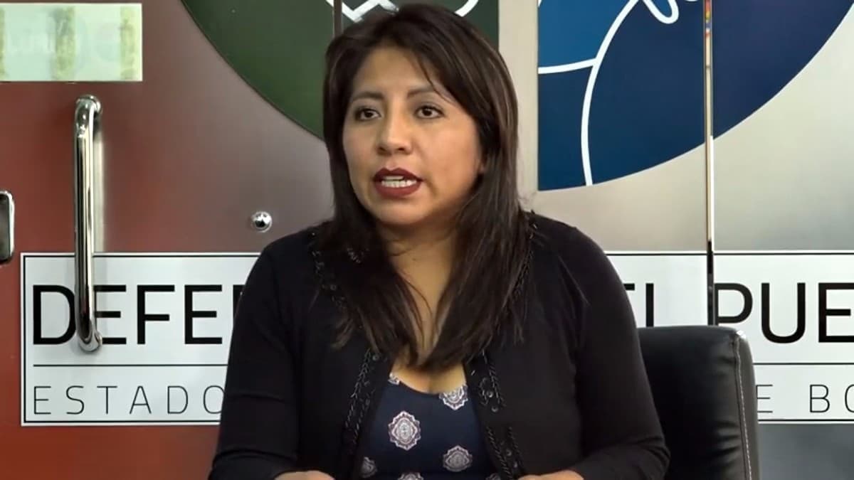 Nadia Cruz, defensora del Pueblo de Bolivia