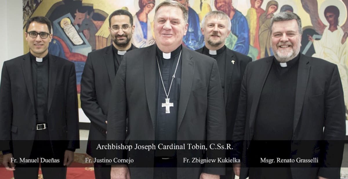 El padre Dueñas, con el cardenal Tobin, de Newark