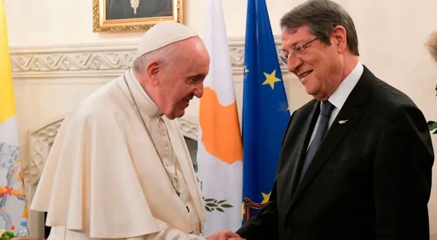El Papa Francisco, en el encuentro con el presidente de la República de Chipre, Nikos Anastasiadis.