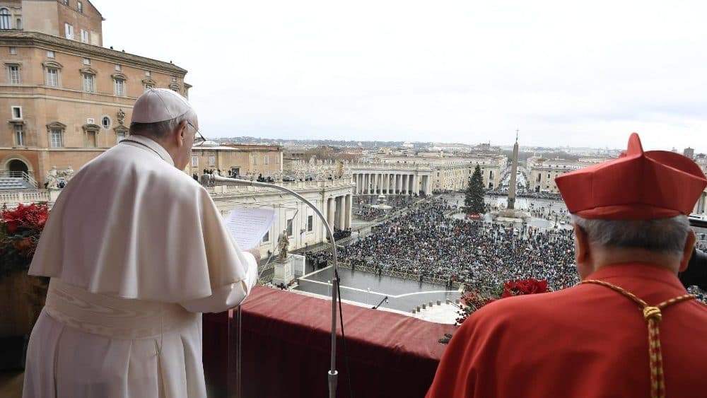 Urbi et Orbi de Navidad 2021 con Francisco y el cardenal Martino