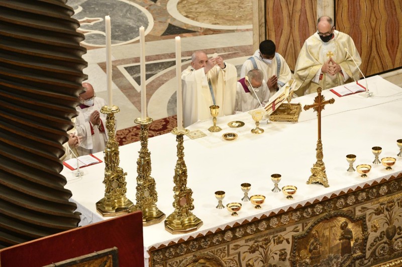 El Papa Francisco en la primera misa de 2022. 