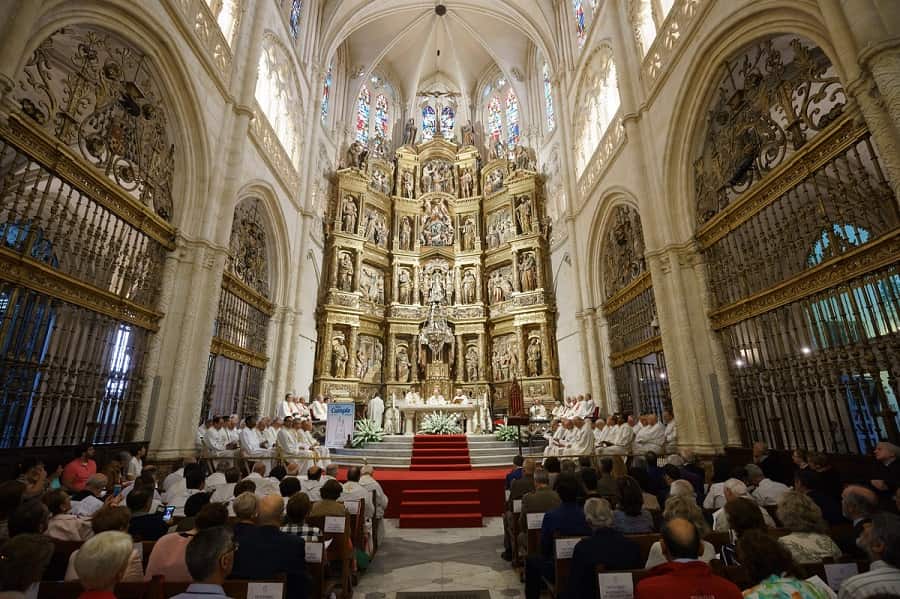 Misa en la catedral de Burgos
