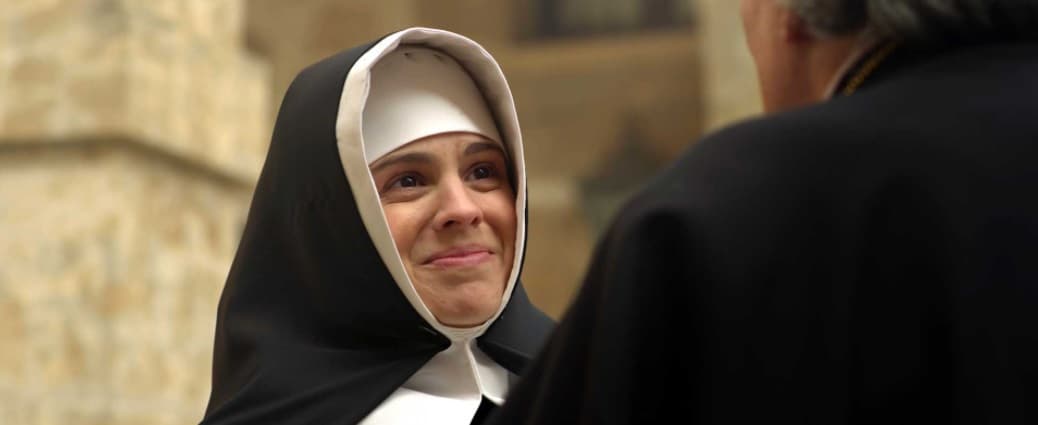 Marian Arahuetes como Madre Petra de San José, ya con hábito