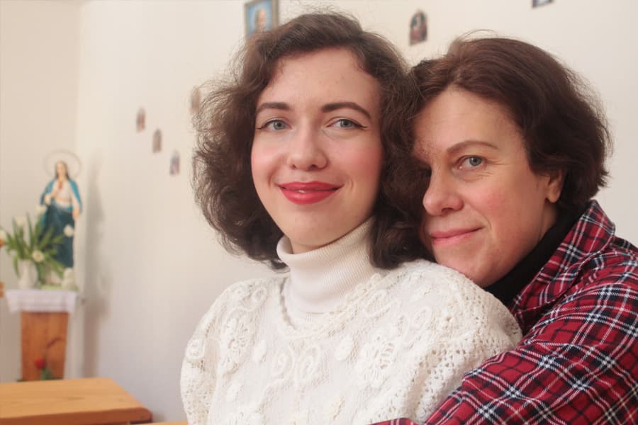 Jana y su madre, en Caritas Spes en Leópolis, pasaron 10 días de bombardeos cerca de Kiev