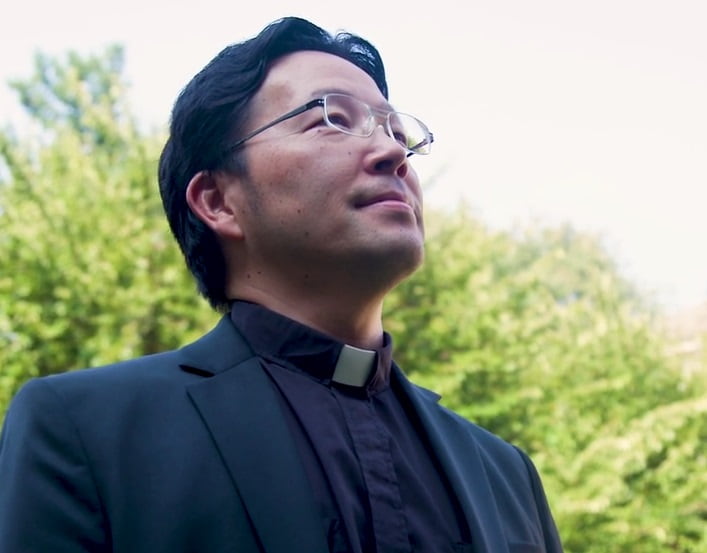 Sang Woo Chi ha investigado la verdad sobre Dios toda su vida