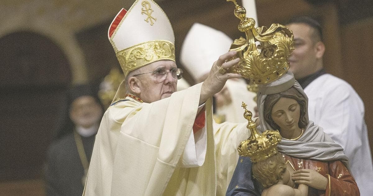 El cardenal Osoro con la Virgen de La Leche en Florida