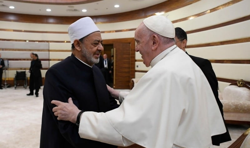 El Papa Francisco, junto Ahmad Al Tayeb.