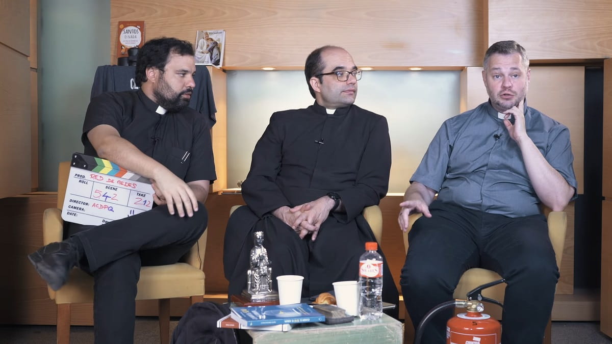 Los sacerdotes Bronchalo, Doménech y Silva en red de Redes