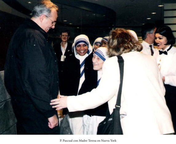 Pascual Cervera con Madre Teresa en Nueva York