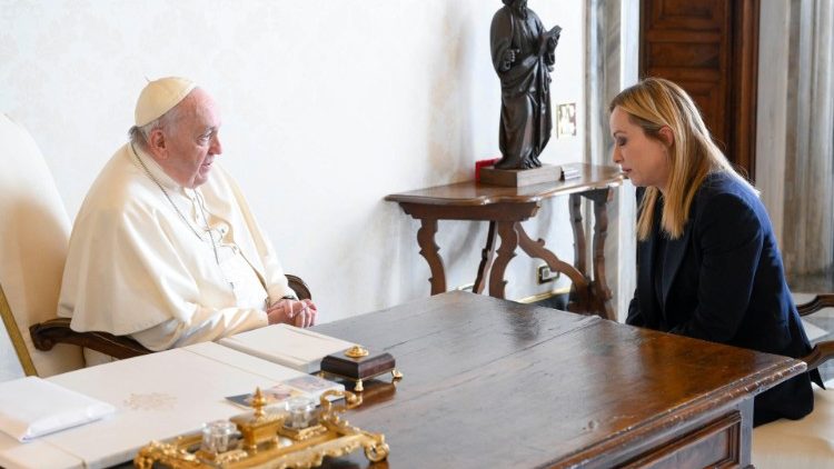 Meloni y el Papa Francisco pudieron hablar por primera vez