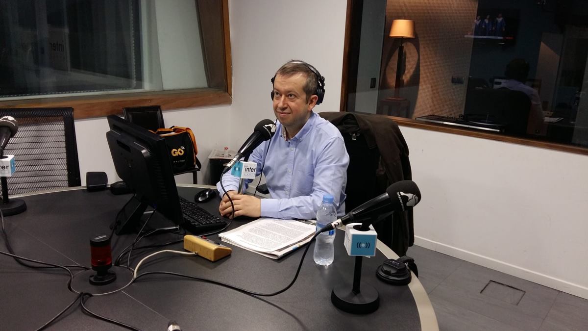 Rafael Nieto, casi un cuarto de siglo al hilo de la actualidad en la radio española.