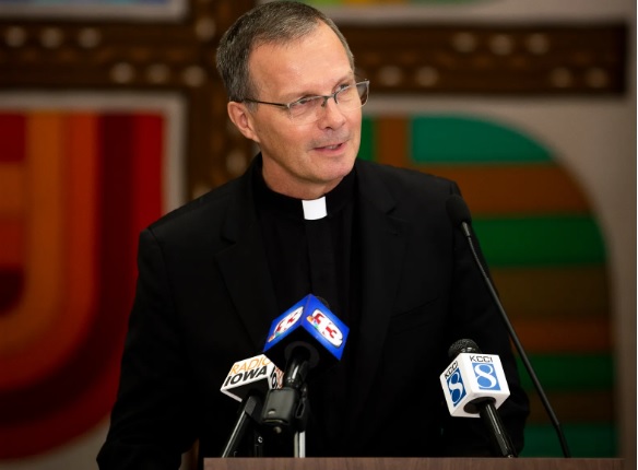 Obispo Joensen de Des Moines