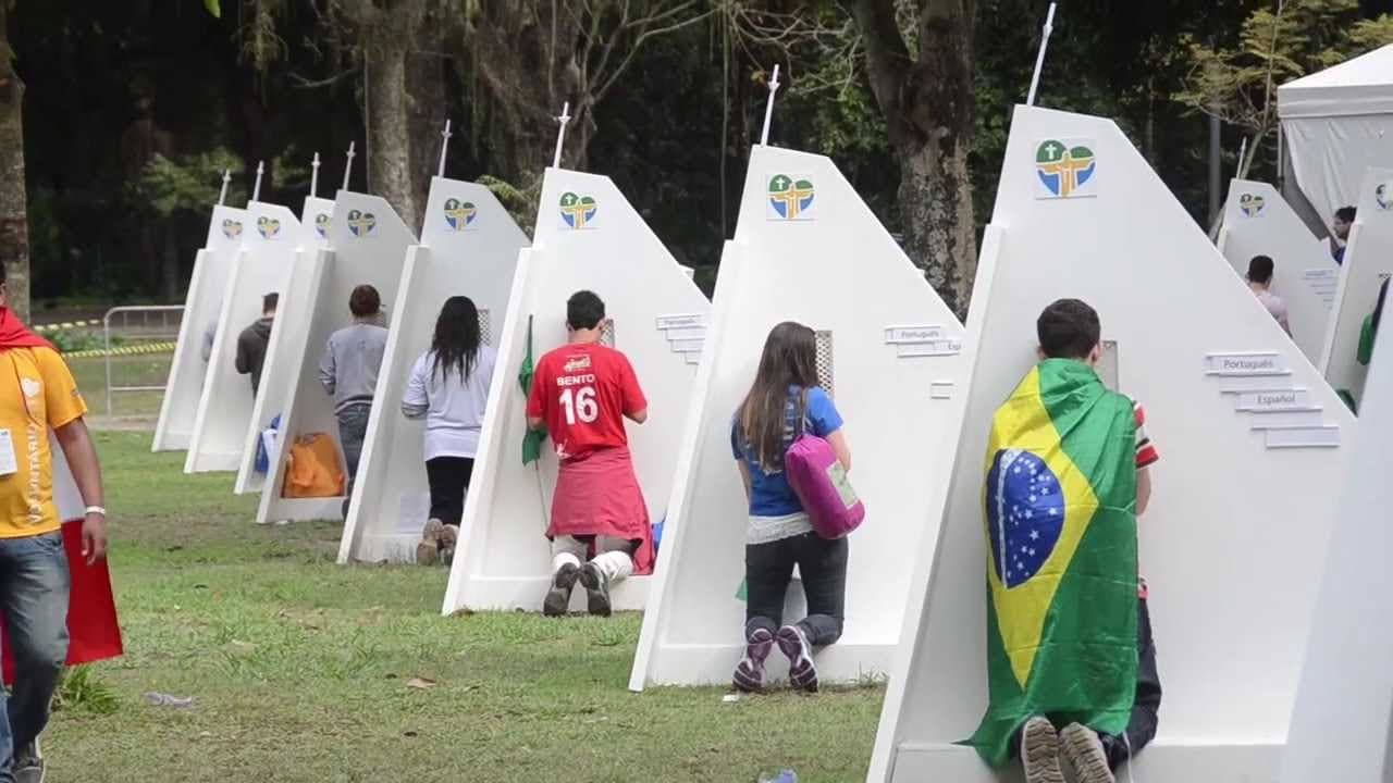 Jóvenes se confiesan en la JMJ de Brasil