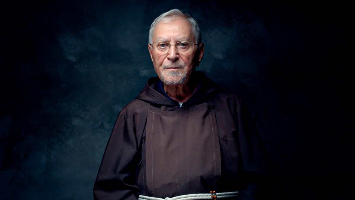 Franciscanos que conocieron al padre Pío en la película Purgatorio