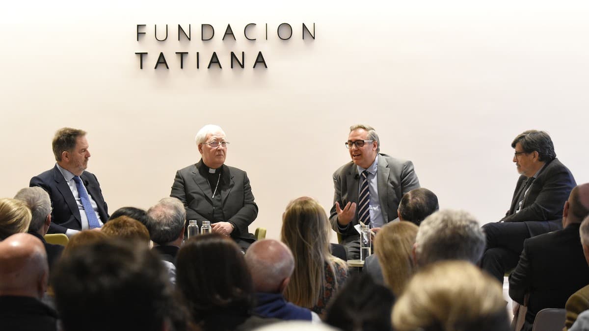 Coloquio en la Fundación Tatiana en Madrid el 29 de marzo de 2023. De izquierda a derecha: Bieito Rubido, monseñor Juan Antonio Reig Pla, Albert Cortina y Ángel Barahona. Foto: José Manuel Pérez.