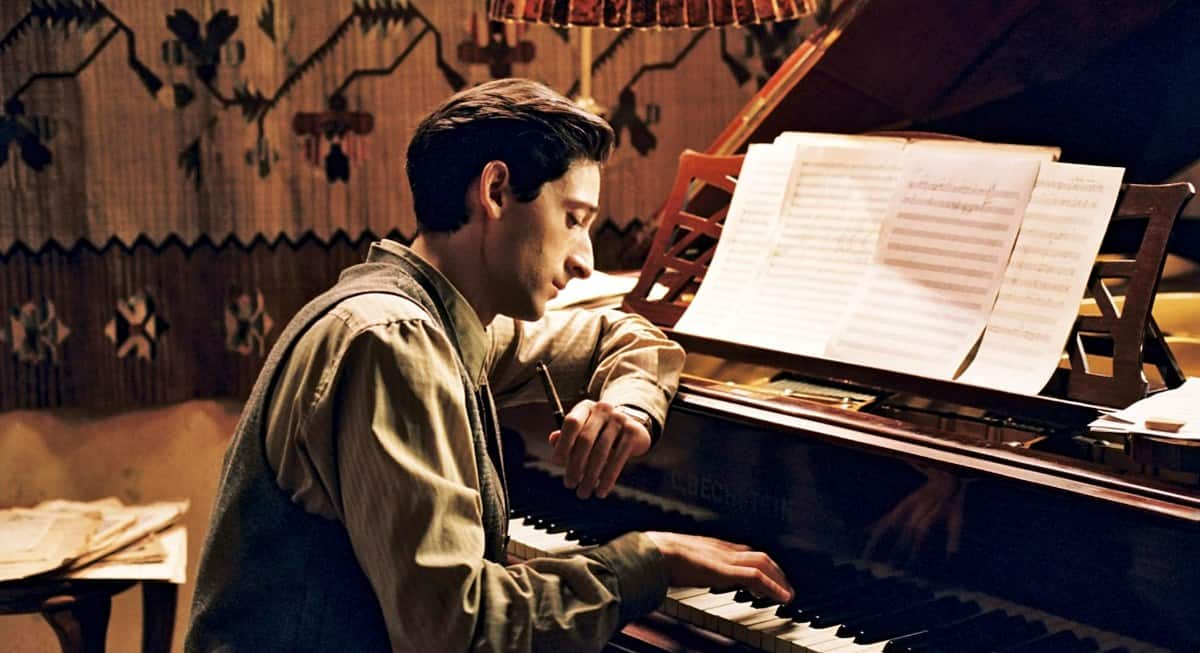 Adrien Brody como Szpilman en 'El pianista' (2022) de Roman Polanski.