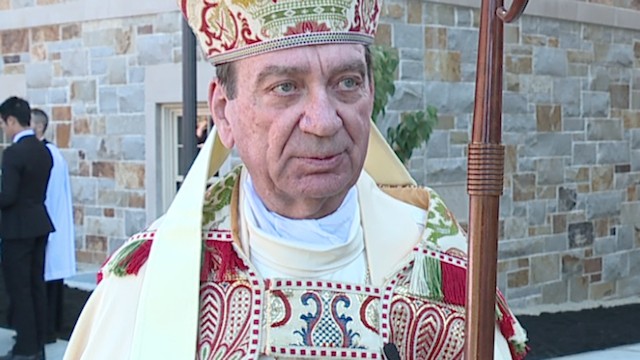 El obispo Schnurr.