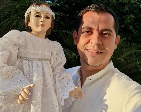 El padre Osman José Amador Guillén, el viernes 8 de septiembre, fiesta del nacimiento de la Virgen María, su última foto antes del secuestro