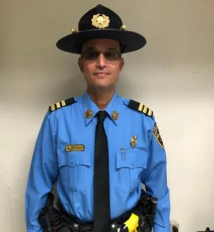 Vicente Nieves, teniente de policía en Carolina, Puerto Rico, y diácono permanente
