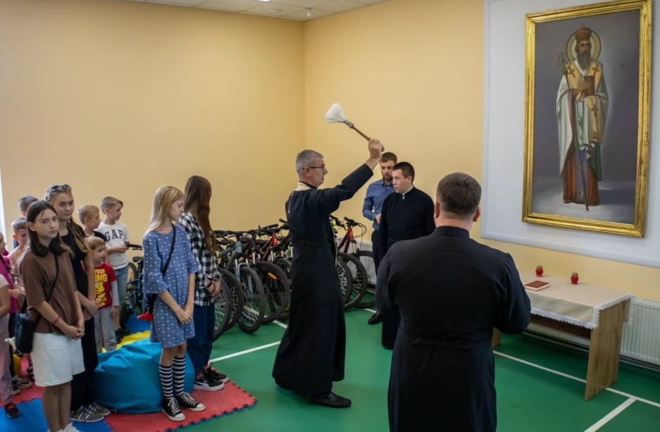 Bendicen los nuevos locales para niños en San Basilio, parroquia grecocatólica de Ternopil, Ucrania