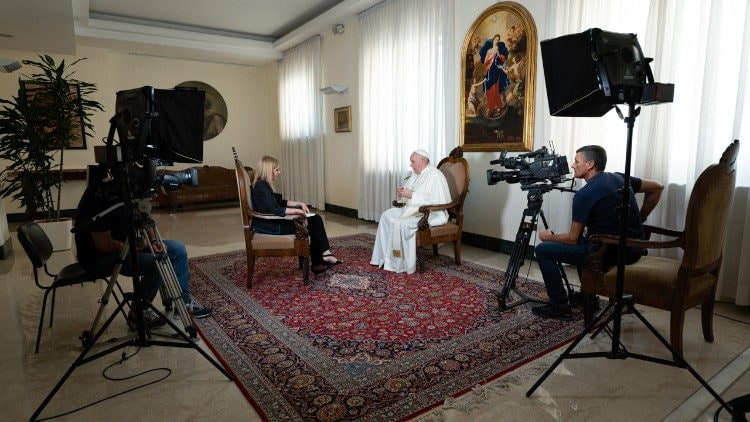 Entrevista de agencia Télam al Papa Francisco en la Casa Santa Marta en el Vaticano