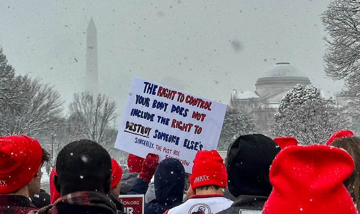 Marcha por la Vida 2024 en Washington, con gorros rojos contra la gran nevada