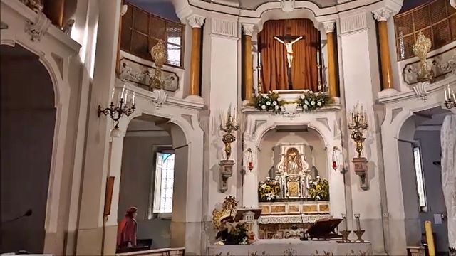 Altar mayor de la iglesia de San Pascual de Nápoles.