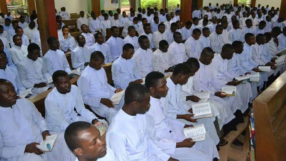 Seminaristas de la diócesis de Jos, en Nigeria. Más fe que en Europa, más vocaciones.