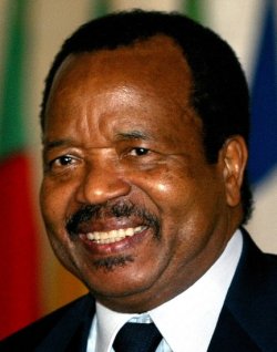 El presidente de Camerún asegura al Papa que promoverá los derechos cívicos