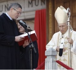El cardenal y el alcalde de Madrid piden la intercesión de la Virgen ante la crisis