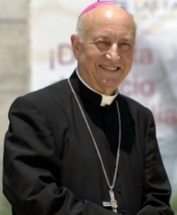El ayuntamiento de Valencia nombra hijo adoptivo al cardenal García-Gasco