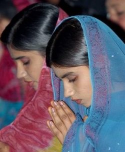Pakistán y Bangladesh consideran declarar festiva la Pascua cristiana