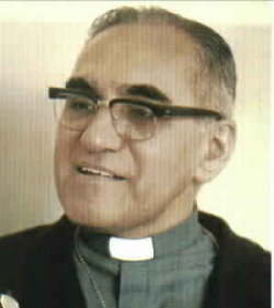 El nuevo arzobispo de San Salvador pide la pronta beatificación de monseñor Romero