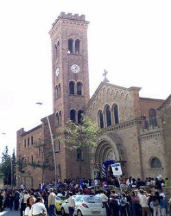 Fieles denuncian la situación extrema en la parroquia barcelonesa de San Ramón Nonato