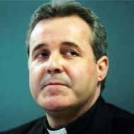 Monseñor Iceta: «Aunque se diga que esta ley mejora la ley anterior eso no es verdad»