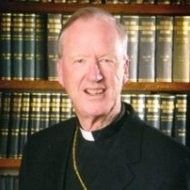Monseñor James Moriarty, obispo de Kildare, Irlanda.