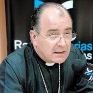 El obispo de Canarias aboga por subrayar el mensaje positivo de la doctrina de la Iglesia