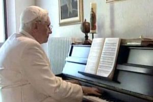 El Papa Benedicto XVI, un experto crítico de música en su tiempo de ocio