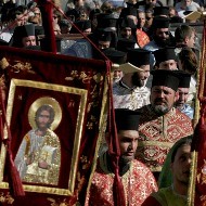 Un arzobispo greco-ortodoxo califica de «trágica» la emigración de la minoría cristiana de Palestina