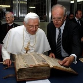 Benedicto XVI, el Papa que quiso ser bibliotecario