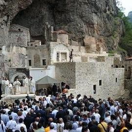 El gobierno islamista de Turquía permite la reapertura al culto de dos iglesias cristianas