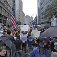EEUU conmemora el 11-S en medio de manifestaciones en pro y contra de la mezquita en la Zona Cero