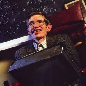 Carreira dice que la teoría de Hawking sobre el origen del universo no tiene validez científica