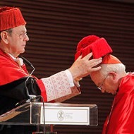 El cardenal Cañizares es investido en la UCV