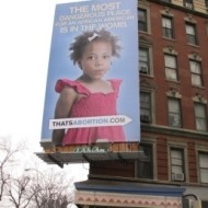 Controversia en Nueva York por el anuncio «El lugar más peligroso para un afroamericano es el útero»