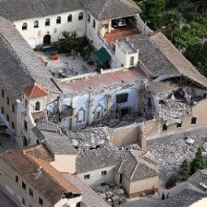 El convento de las clarisas en Lorca ha quedado reducido a escombros
