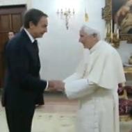 El Papa y Zapatero se saludan