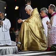 El Papa, ante el Santísimo.
