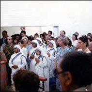 Inauguración del Hogar de las Misioneras de la Caridad, 1986