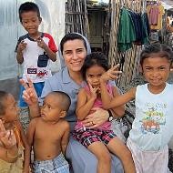 De campeona deportiva en España a monja misionera con los pobres en Filipinas